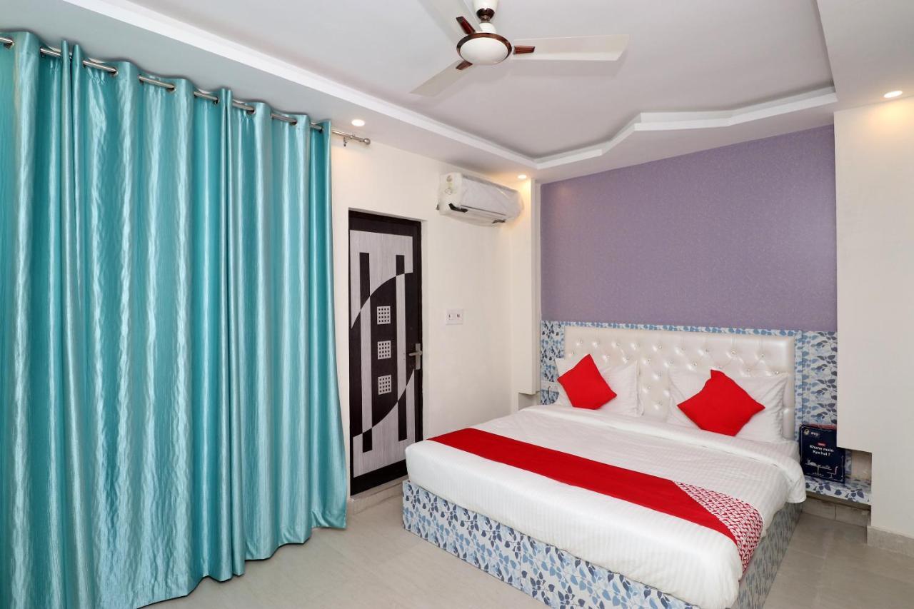 Oyo 25130 Hotel Royal Inn Ню Делхи Екстериор снимка